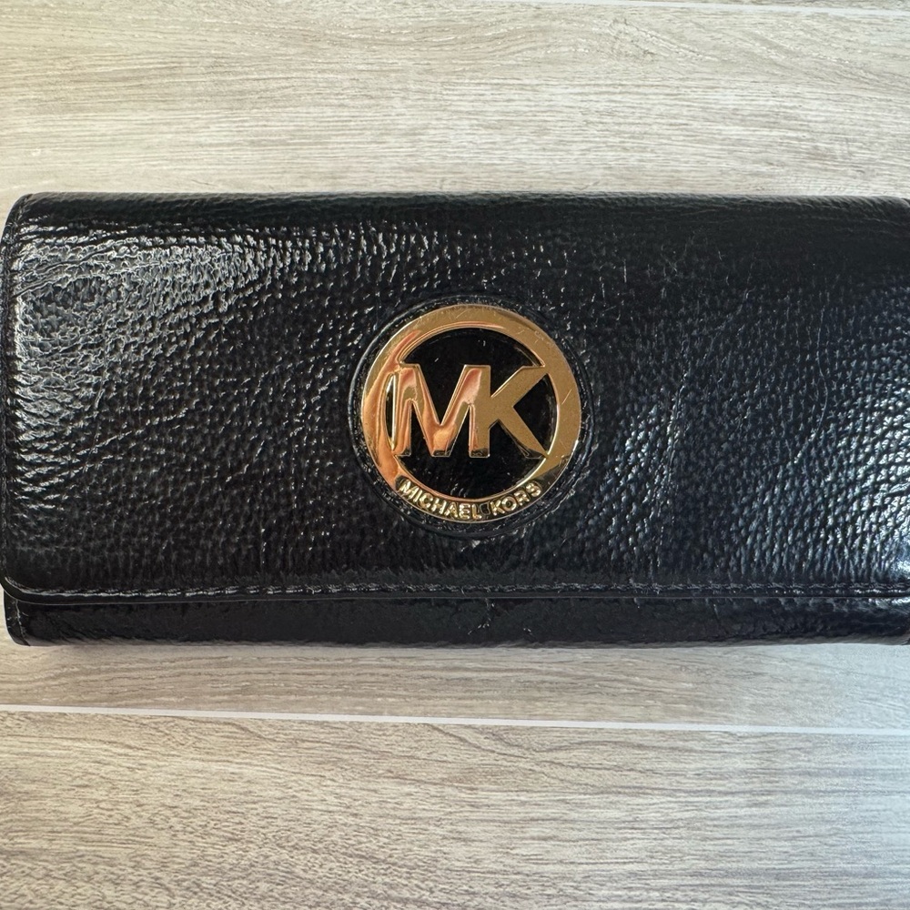 Michael Kors leather wallet
